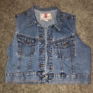 Jean Vest
